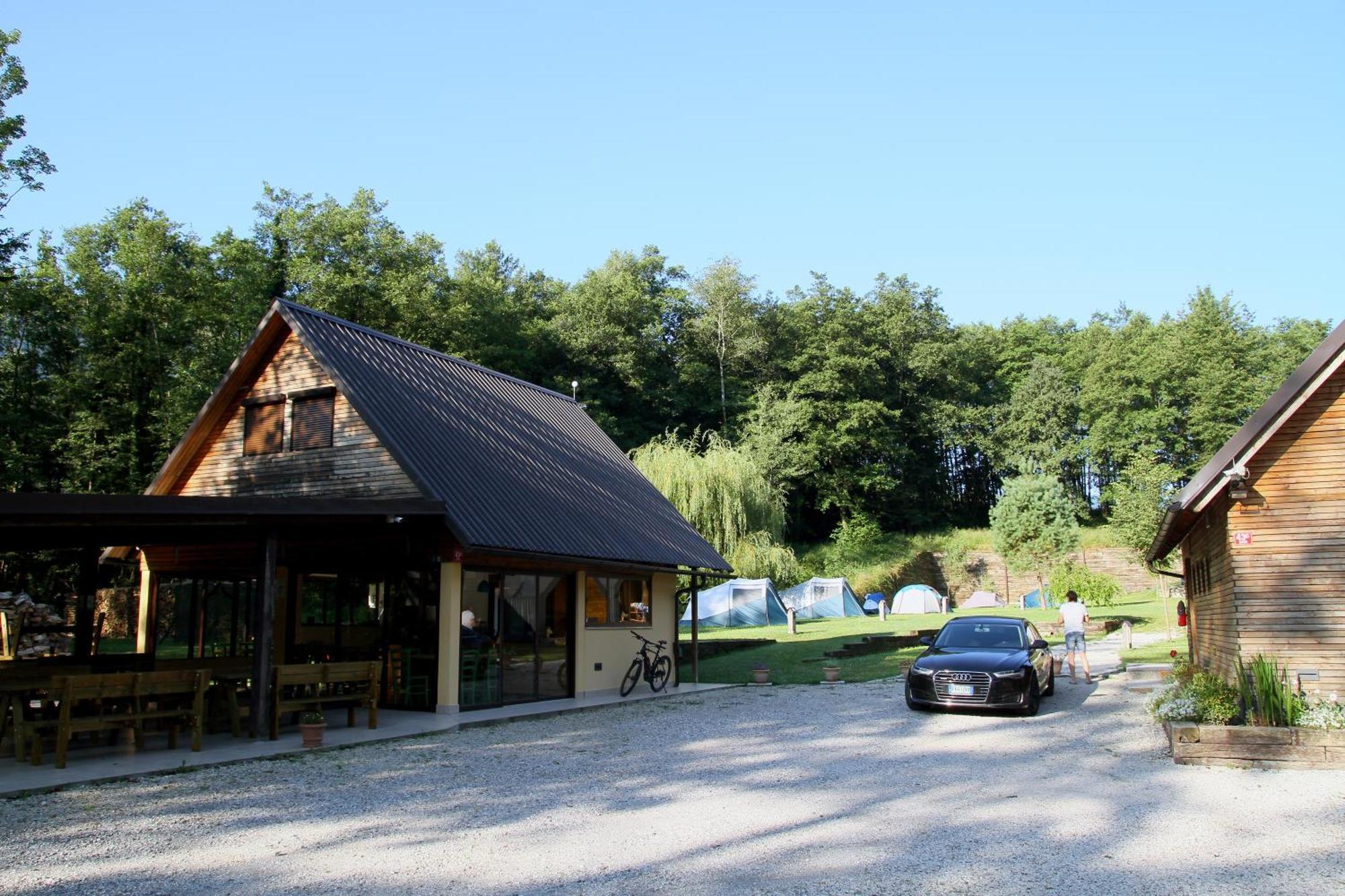 Glamping Virje Hotell Bovec Exteriör bild